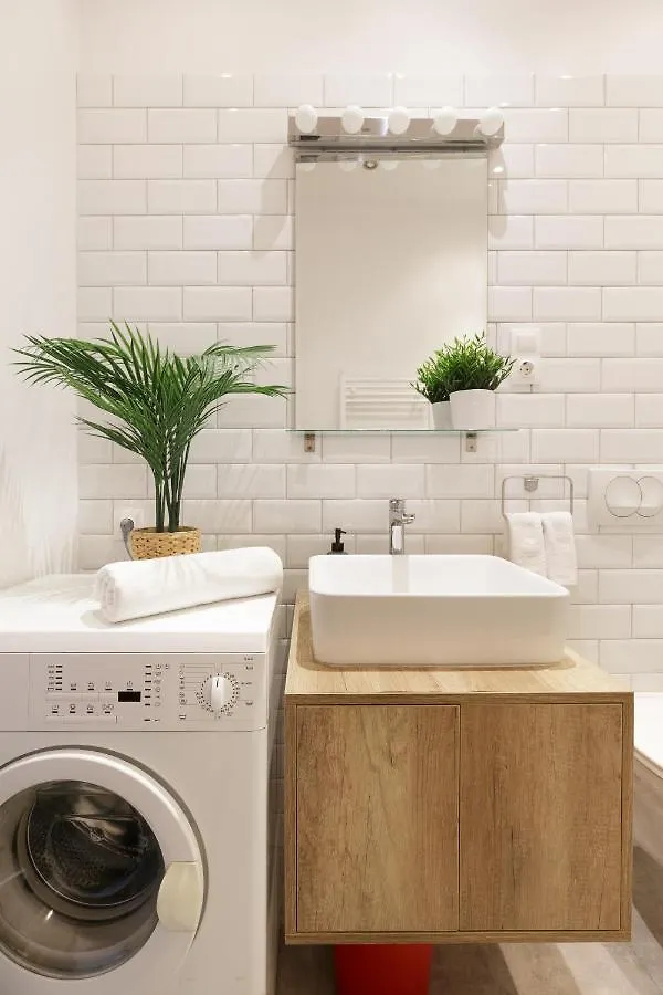 Red Dot Two - New Unit In The Heart Of Party Town Apartment Budapest