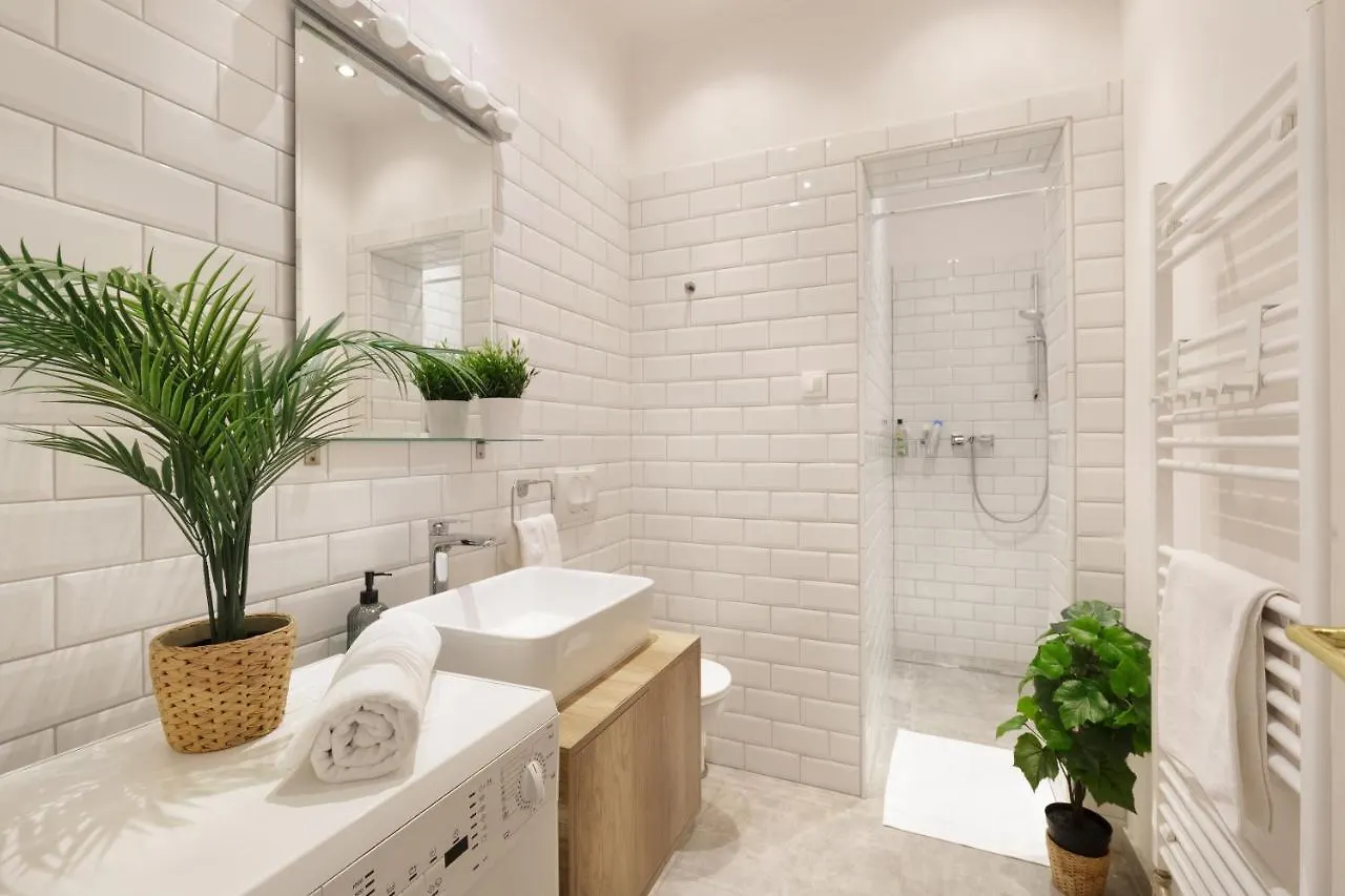 Red Dot Two - New Unit In The Heart Of Party Town Apartment Budapest Hungary