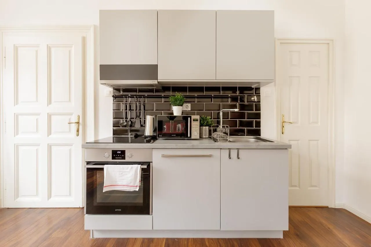 Red Dot Two - New Unit In The Heart Of Party Town Apartment Budapest